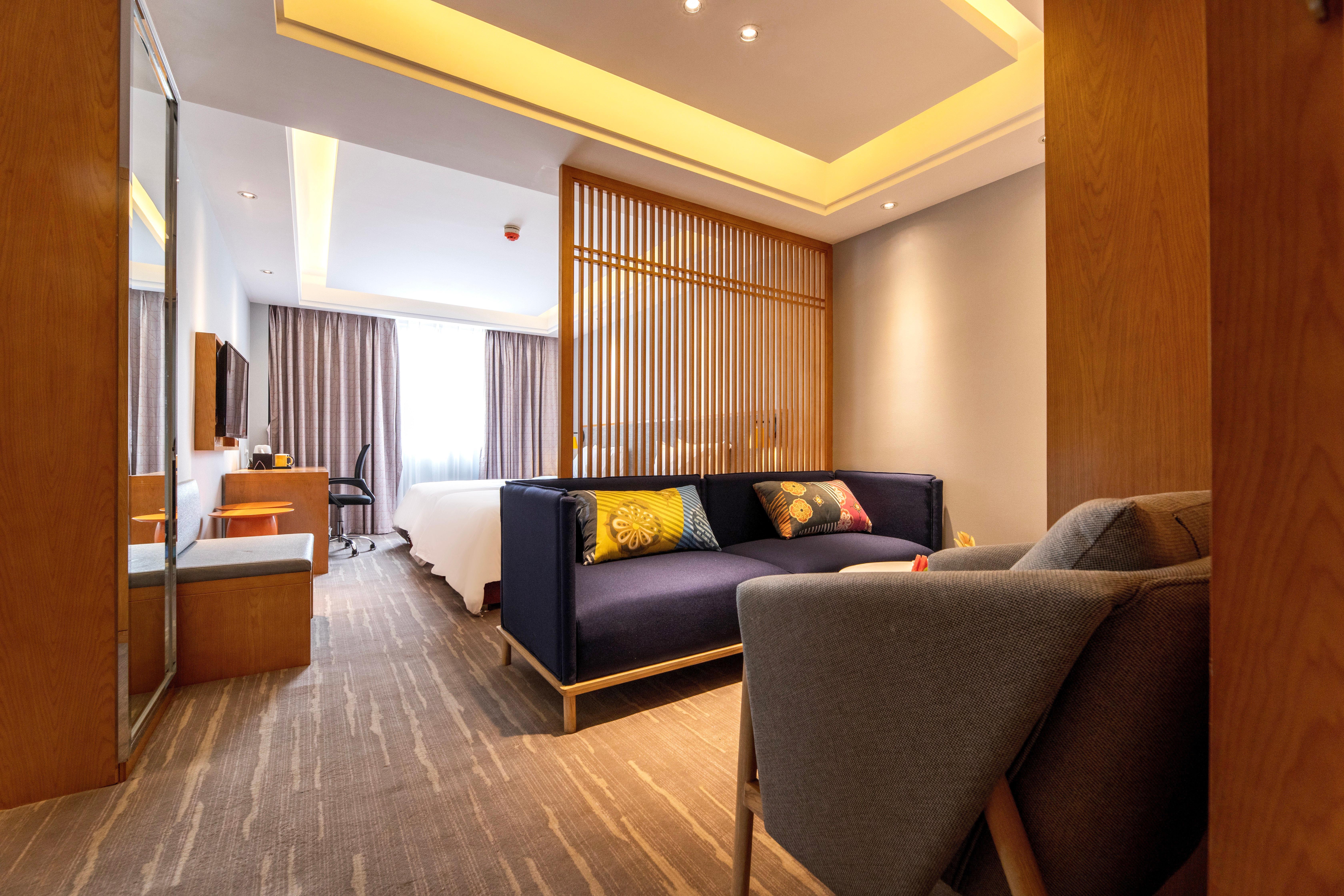 Holiday Inn Express Daocheng Yading, An Ihg Hotel Exterior photo