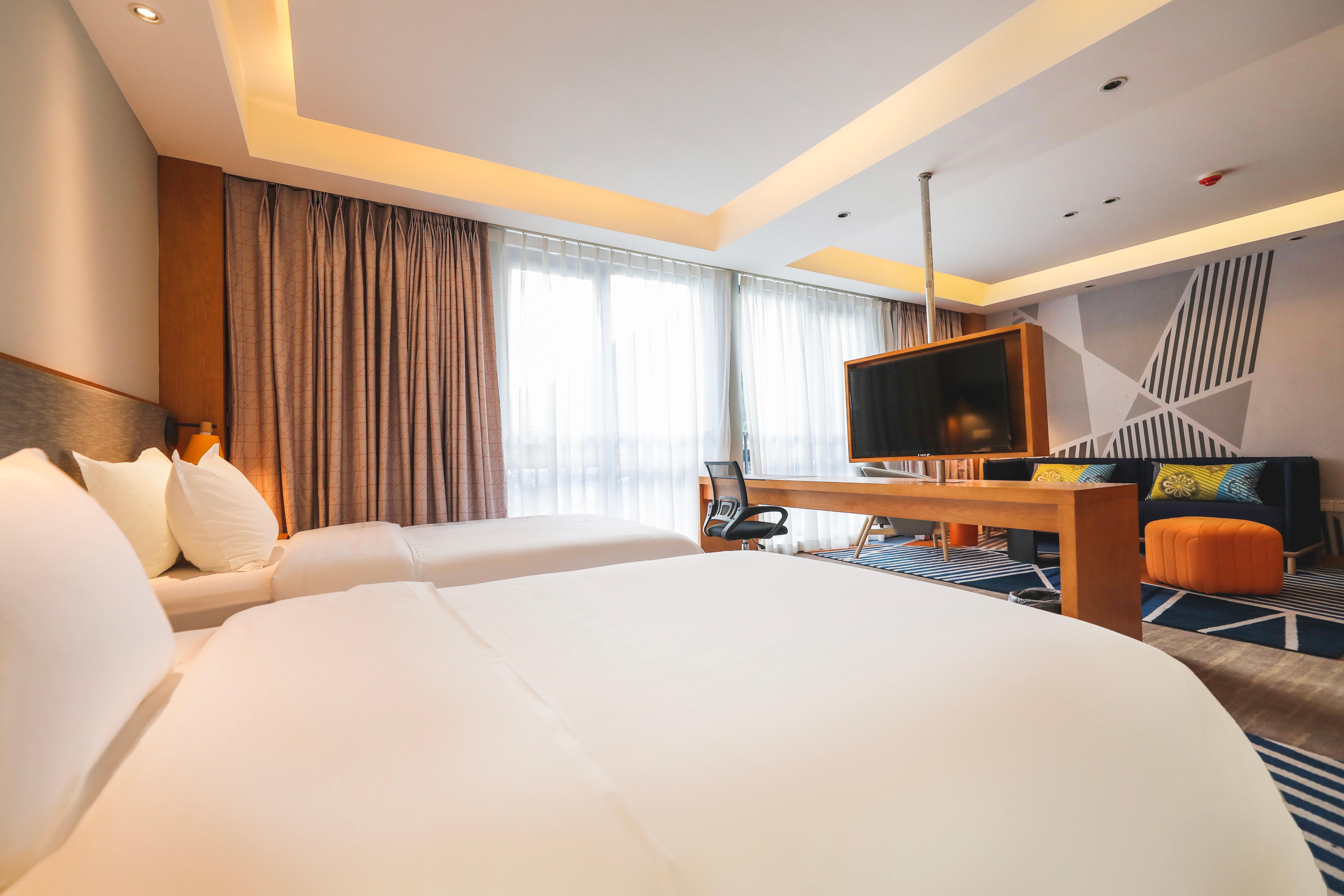 Holiday Inn Express Daocheng Yading, An Ihg Hotel Exterior photo