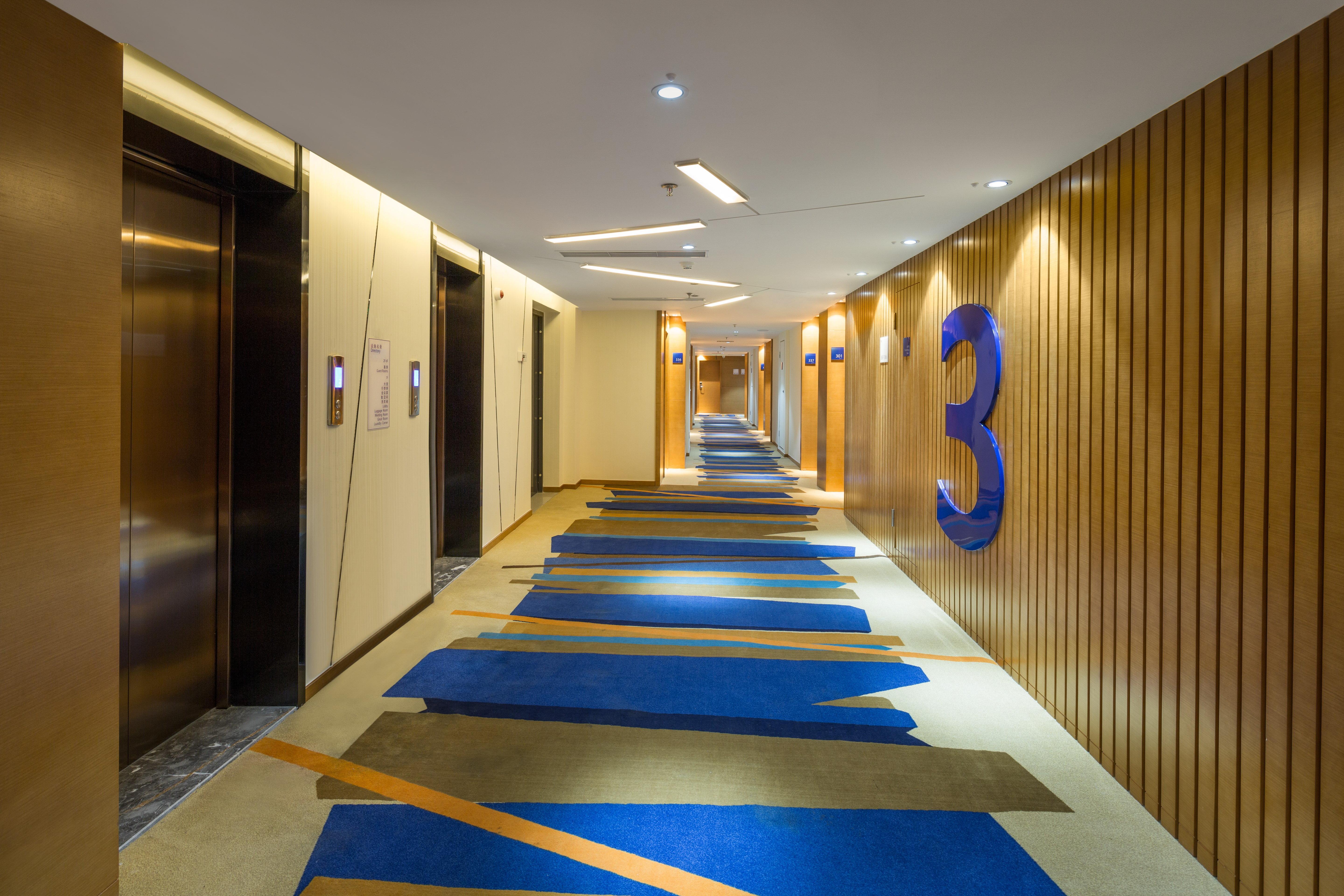 Holiday Inn Express Daocheng Yading, An Ihg Hotel Exterior photo