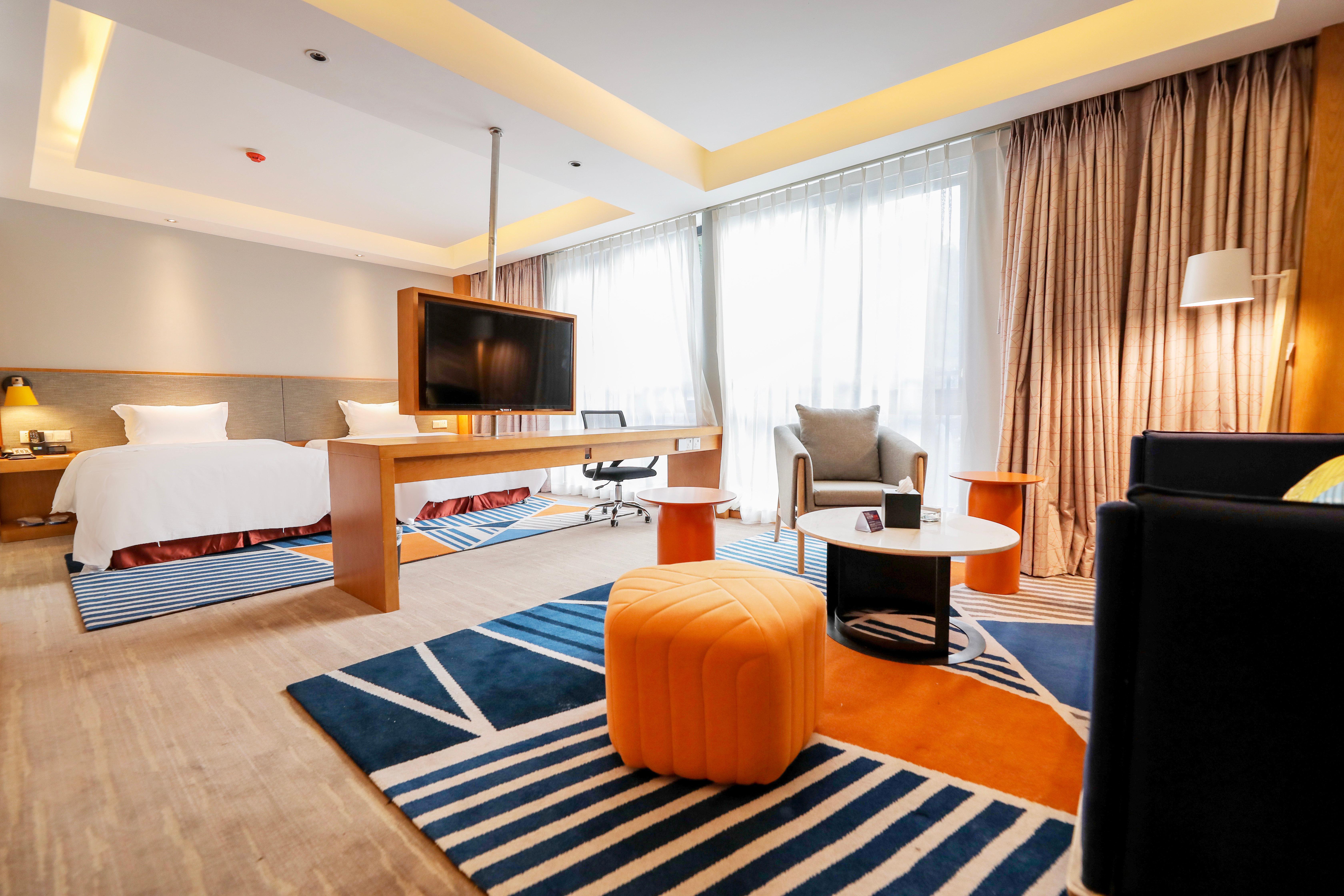 Holiday Inn Express Daocheng Yading, An Ihg Hotel Exterior photo