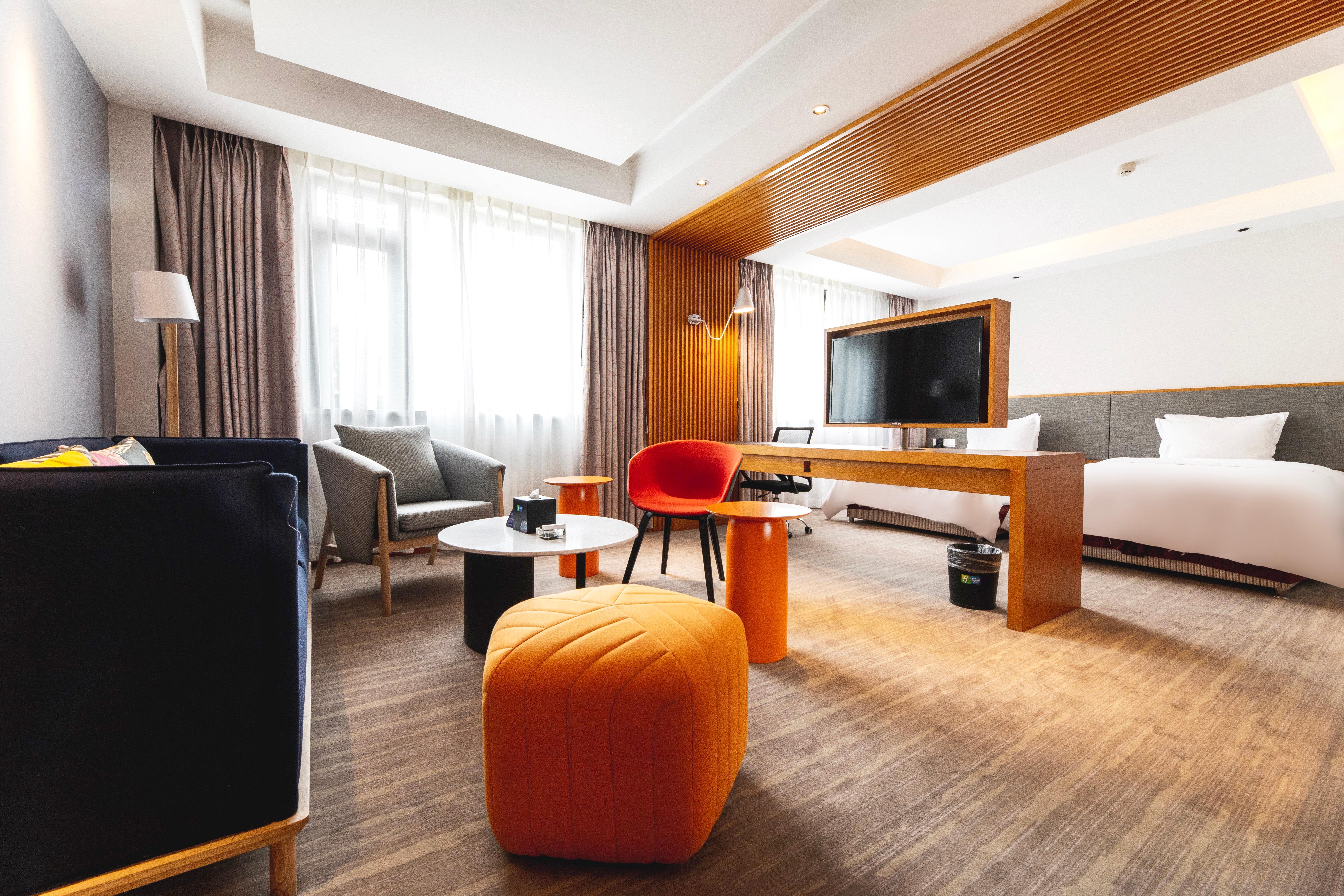 Holiday Inn Express Daocheng Yading, An Ihg Hotel Exterior photo